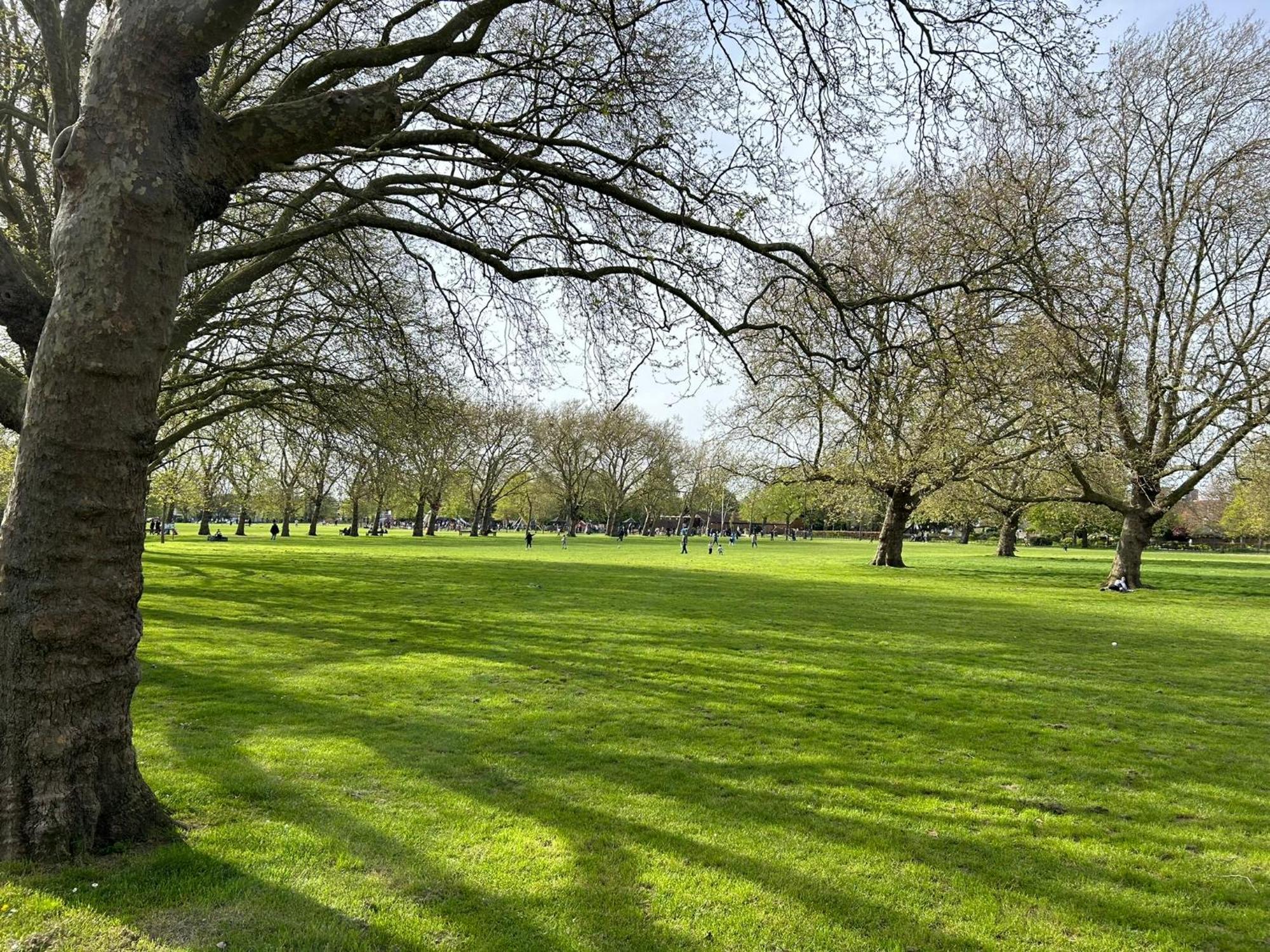 Cosy 2 Bedroom Flat In East Ham, Close To Excel London Bagian luar foto
